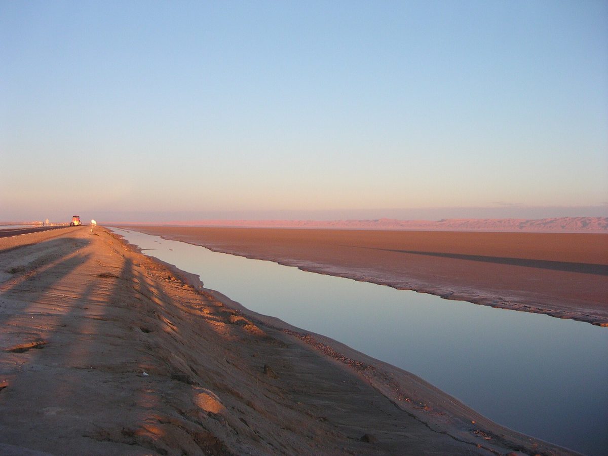 The Chott el Djerid salt flat near Tozeur, Tunisia